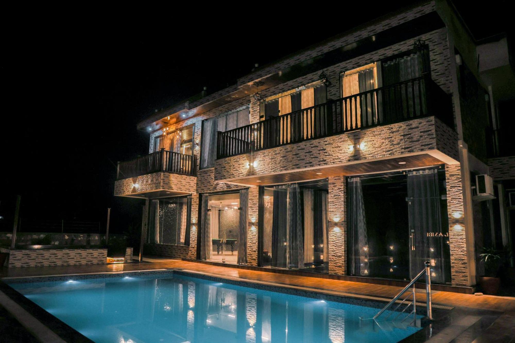 Ibiza Farm By The Party Citadel, A 3bhk Private With Pool Bed & Breakfast Jaipur